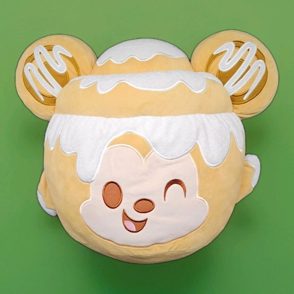 Disney Park Exclusive Mickey Mouse Munchlings Cinnamon Bun 14.5 Plush Christmas